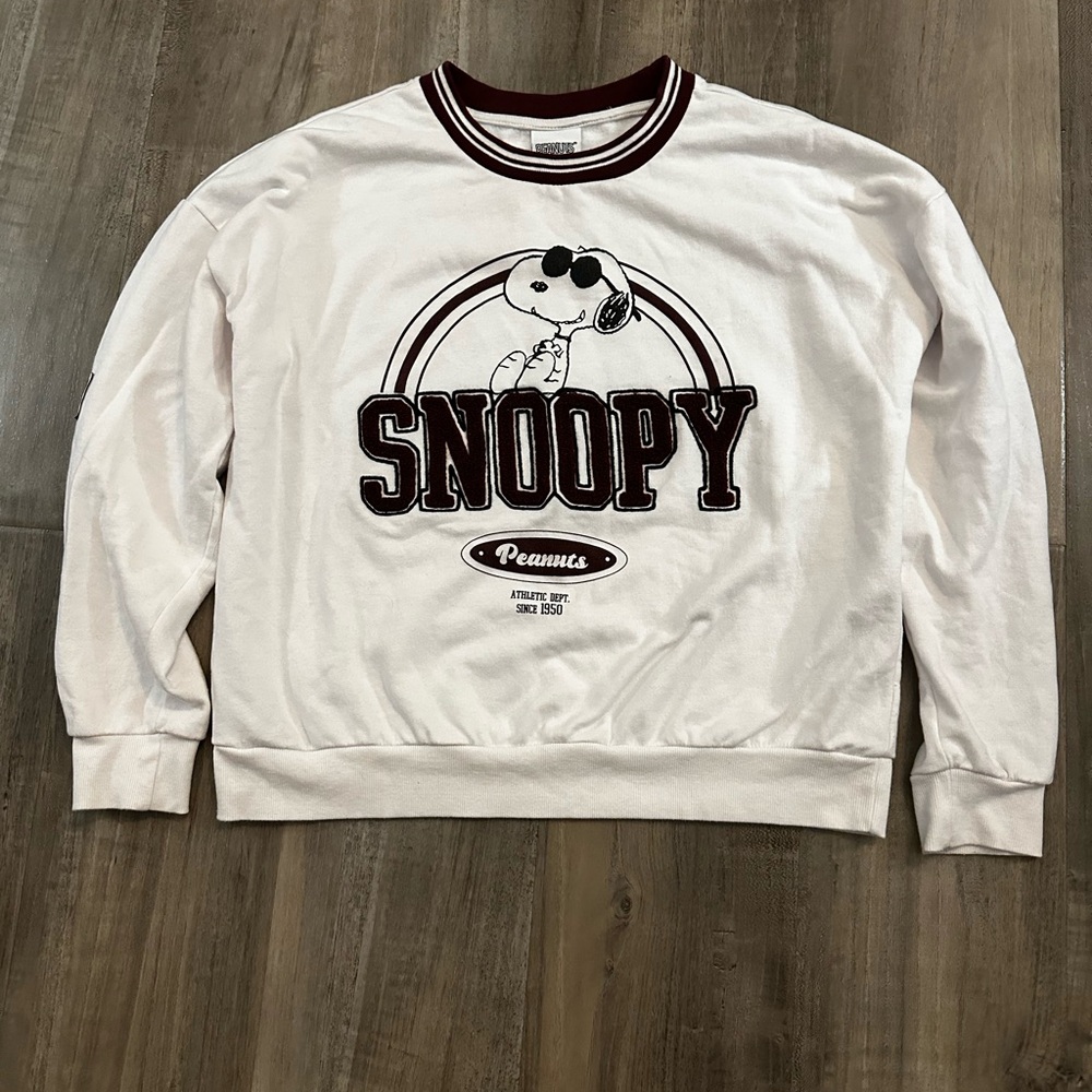 Peanuts Snoopy White and Maroon Crewneck Sweater